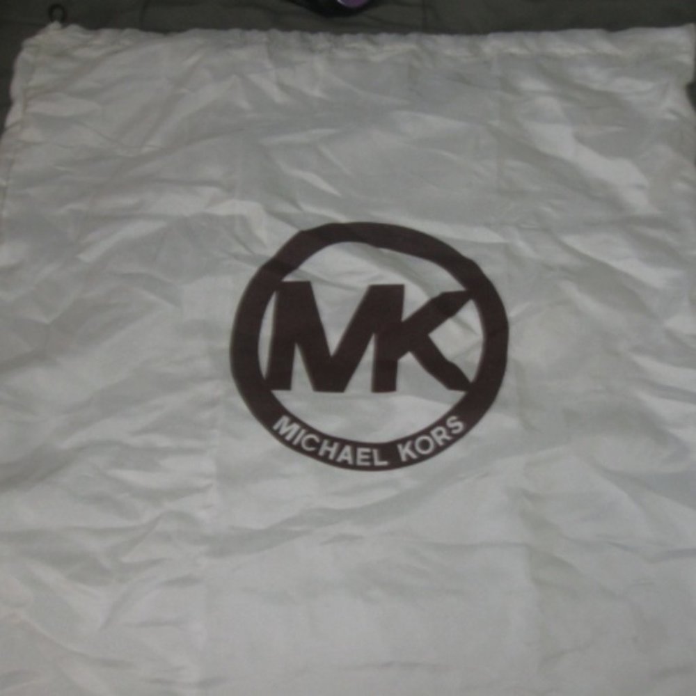 Michael Kors Red Leather Shoulder Bag - Picture 5 of 5